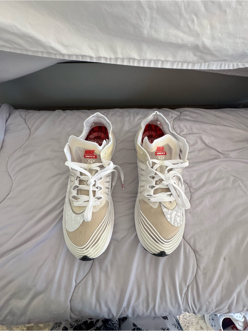 Nike Women’s White ‘Chicago Marathon VaporFly Running Shoe
